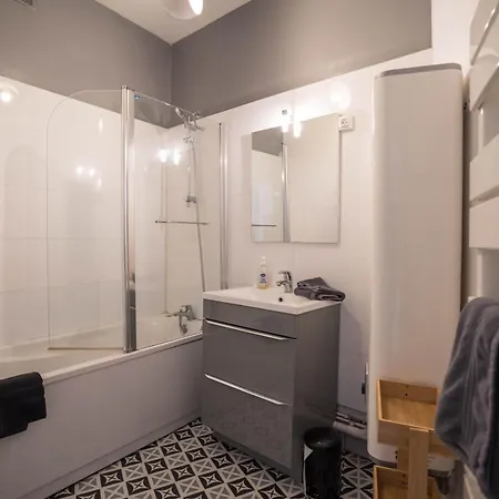 Apartment Charming Center Flat Rouen