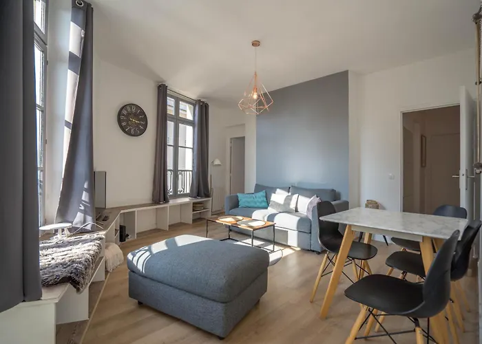 Apartment Charming Center Flat